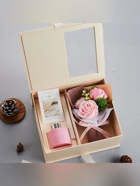 Luxury Gift Box with Reed Diffuser & Soap Flower Bouquet – Charming And Elegant